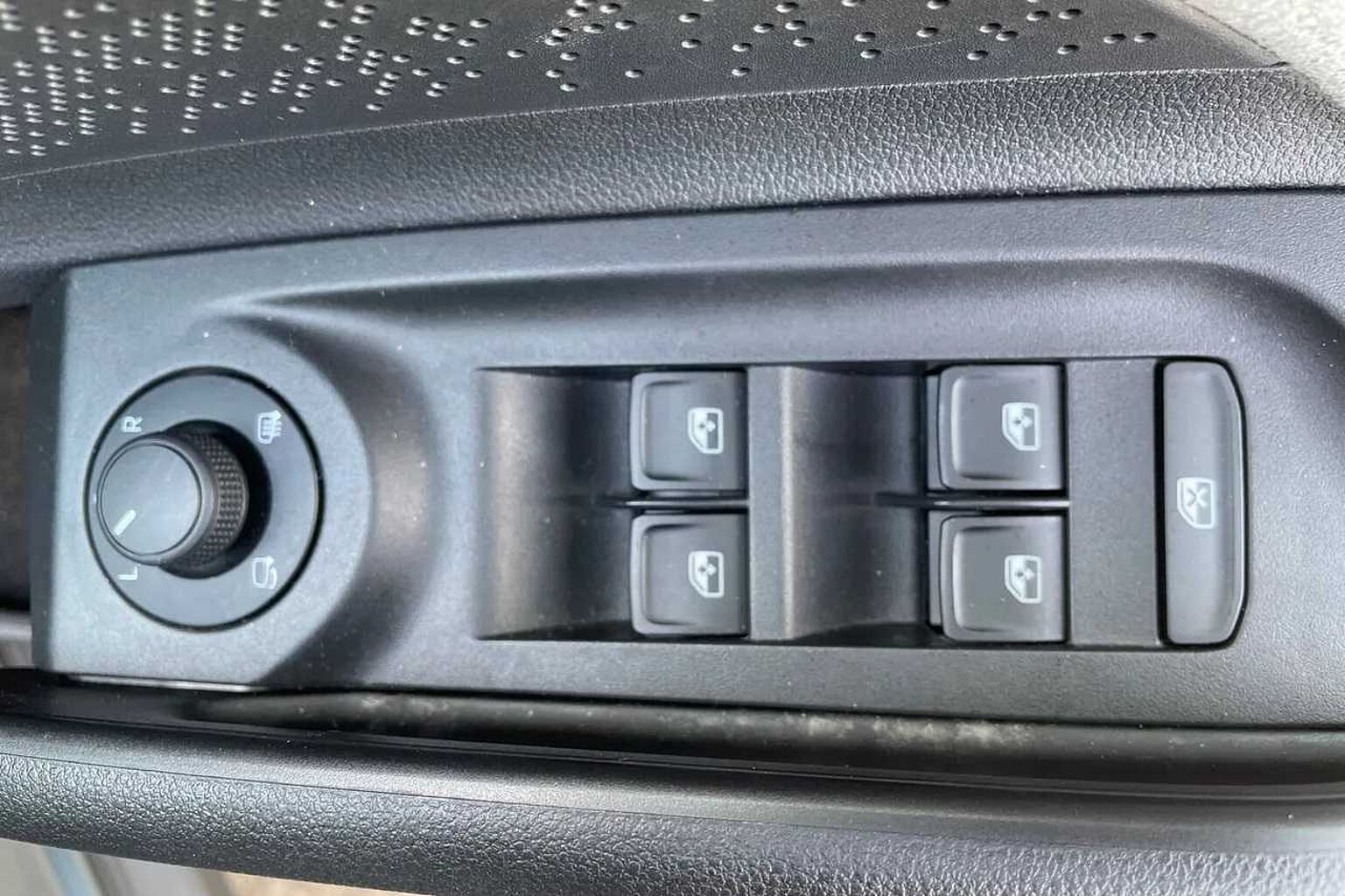 SKODA ENYAQ 132kW 60 62kWh 5dr Auto